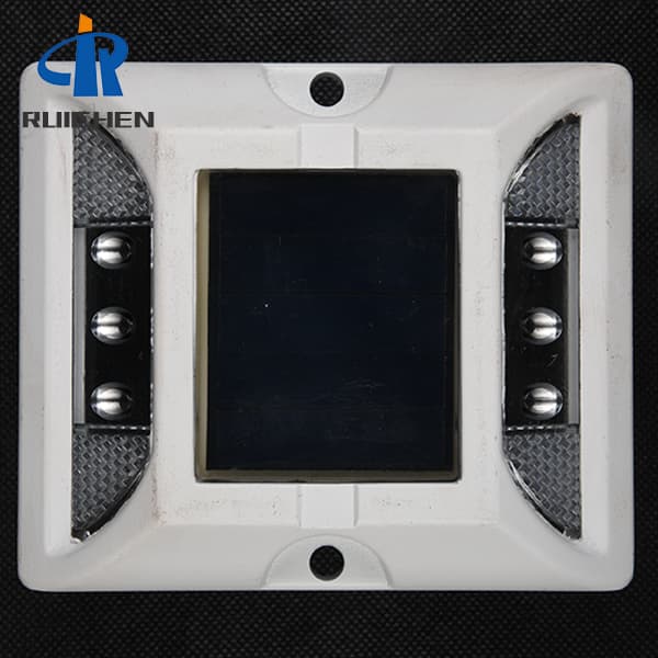<h3>2 Sided Solar Powered Road Marker - LED Lighting Solutions</h3>
